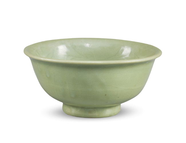 明  龍泉窯青釉刻花碗